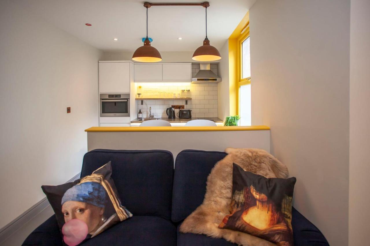 Higgihaus Apartment 4 Clare Street Aparthotel Central Location 브리스틀 외부 사진